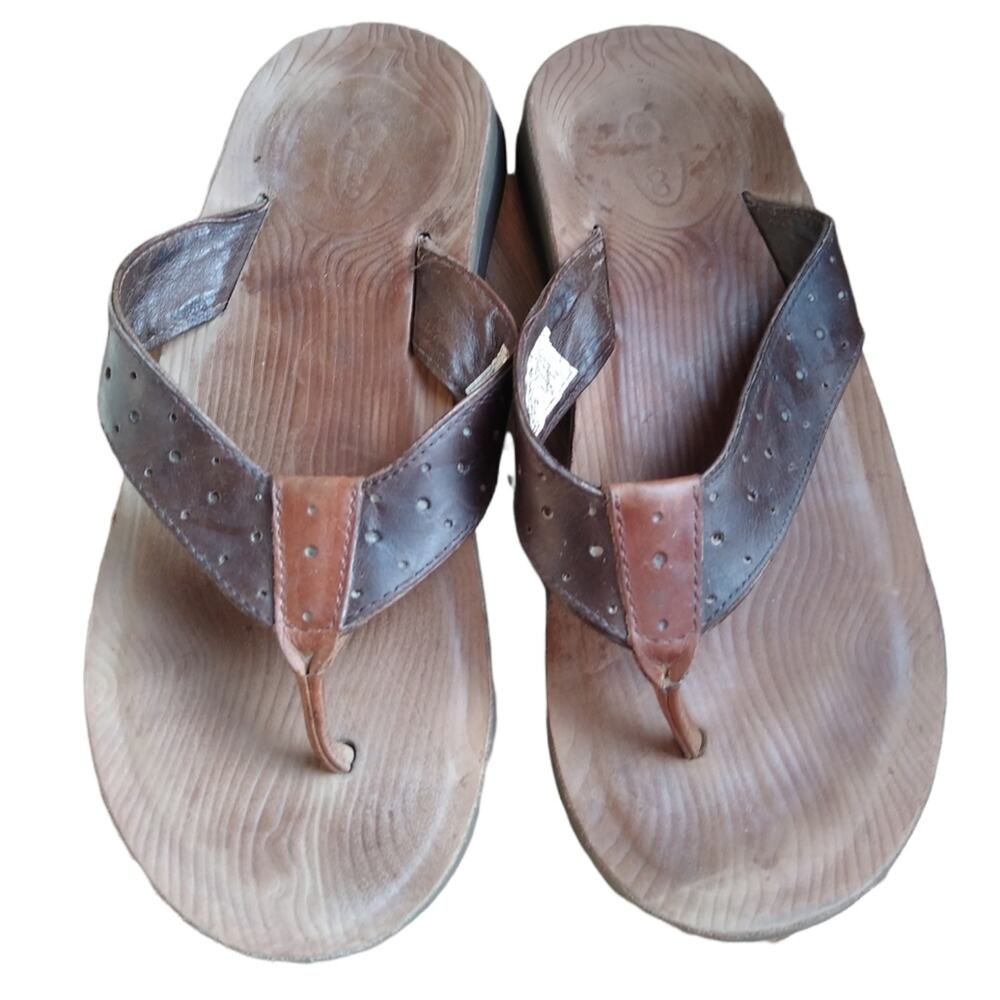 Chaco Brown leather outdoor Flip Flop Slides Size 10